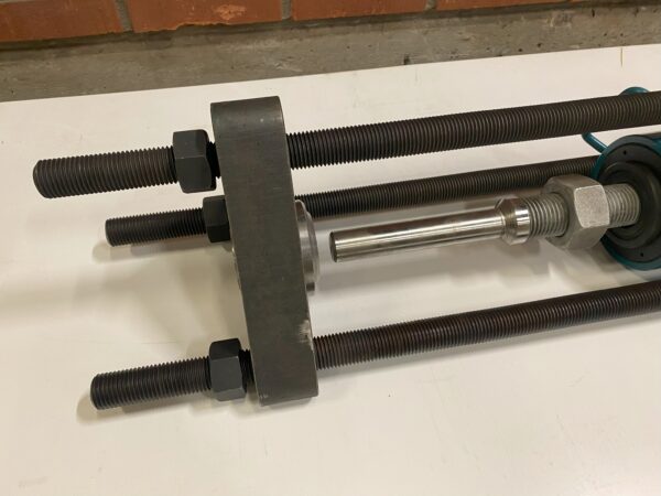 Larvbandspress / Track pin press - Bild 5